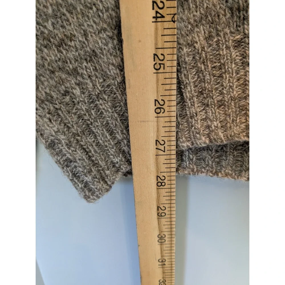 NWT Tough Boot Company Men's Cardigan Sweater L 100% Wool Made in Scotland‎